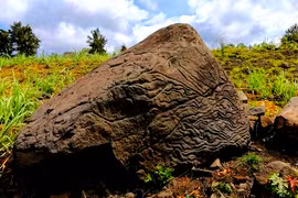 Giải mã bí ẩn tảng đá 2.000 năm, hé lộ sự thật gây sốc