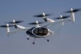 Dubai bay thử taxi điện, mở đường cho giao thông trên không