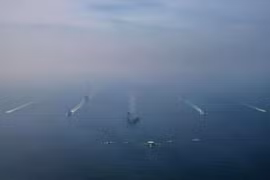 Mỹ triển khai lực lượng hùng hậu tại Trung Đông để răn đe Iran