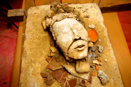  Khai quật đầu tượng thần ngô Maya, bí ẩn ngàn năm sắp lộ?