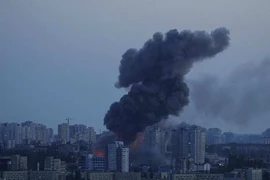 Nga không kích Ukraine 12 giờ liền, NATO nóng như lửa đốt