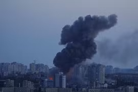 Nga không kích Ukraine 12 giờ liền, NATO nóng như lửa đốt