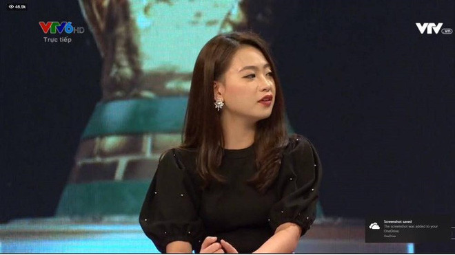Sau chương trình bình luận trận đấu giữa Ba Lan và Senegal. Phan Nguyễn Quỳnh Hương (19 tuổi, Hà Nội) - kiện tướng dance sport quốc gia, nhận được rất nhiều lời khen ngợi từ dân mạng.