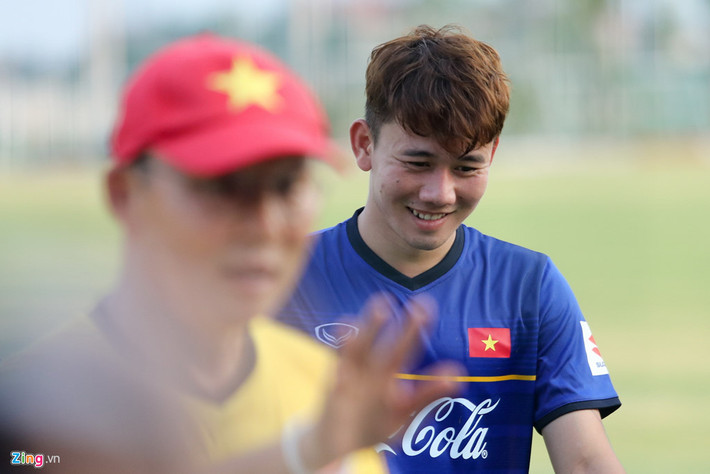 Cùng với Tuấn Anh, Trần Minh Vương là một thần đồng đặc biệt khác của bóng đá Thái Bình. Nổi lên sớm nhất trước cả Công Phượng, Xuân Trường, Minh Vương từng giành cầu thủ trẻ hay nhất V.League từ năm 2013. Nhưng chấn thương đã liên tiếp hành hạ anh suốt những năm qua. ASIAD 18 là giải đấu đầu tiên và cũng là cuối cùng cho Minh Vương trong màu áo U23/Olympic Việt Nam. Dù vậy, với bàn thắng tuyệt đẹp vào lưới Olympic Hàn Quốc, Minh Vương đã mở ra cánh cửa mới cho tương lai của mình ở tuyển quốc gia