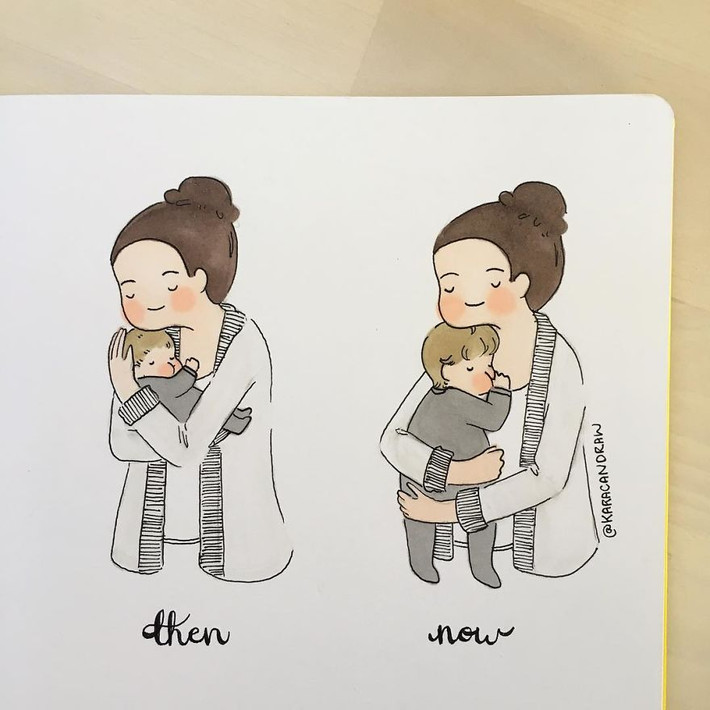 Bộ tranh em bé và mẹ thật kỳ diệu. Em bé mới ngày nào còn nhỏ xíu, nhắm mắt mở mắt đã lớn tồng ngồng. Nhưng dù lớn đến thế nào thì cũng nằm gọn trong vòng tay ôm của mẹ.