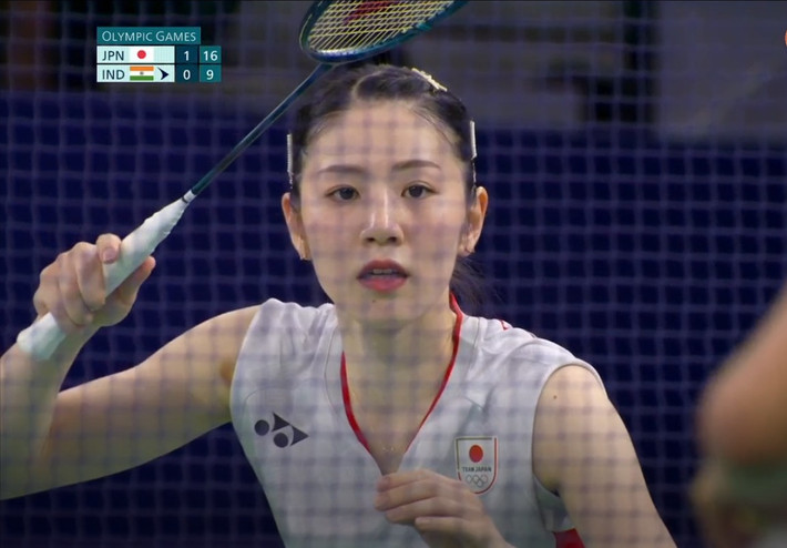 Trong một topic bình chọn ra nữ VĐV xinh nhất kỳ Olympic lần này, rất nhiều khán giả đã bình chọn cho Chiharu Shida - một VĐV cầu lông đến từ xứ sở hoa anh đào. Những khoảnh khắc thi đấu của cô nàng khiến nhiều người xao xuyến bởi vẻ ngoài xinh đẹp, đáng yêu.