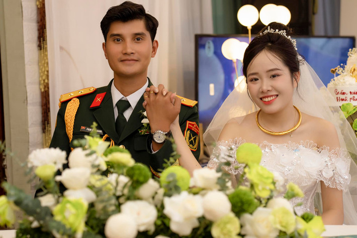 Trên trang cá nhân của mình, anh cũng thỉnh thoảng chia sẻ về cuộc sống hằng ngày.