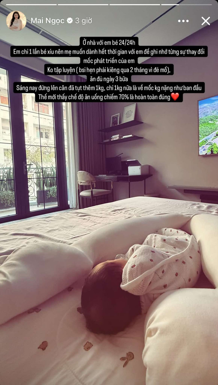 Hành động này của mẹ Mai Ngọc nhận được nhiều lời khen ngợi từ cộng đồng mạng, đặc biệt là các bậc phụ huynh hiện đại. Nhiều người cho rằng việc tôn trọng không gian và giấc ngủ của trẻ sơ sinh là rất quan trọng, giúp bé phát triển tốt hơn.