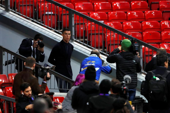 Từng có 6 năm phục vụ cho MU, giờ Ronaldo có dịp quay trở lại "mái nhà xưa" chuẩn bị cho cuộc chạm trán MU vs Juventus
