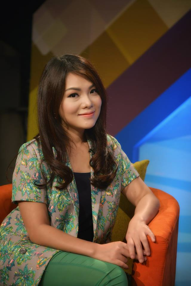 Tháng 8/2018, MC Bạch Dương chia sẻ về quyết định rời VTV của mình dù đã lên chức trưởng phòng từ nhiều năm. Cô cho biết bản thân muốn dành thời gian ở bên các con nhiều hơn.
