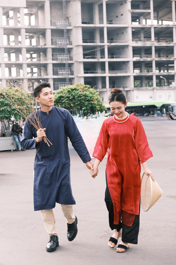 Mẹ chồng biết Thuyên thích ăn tôm, cá đồng thường đi bắt nấu cho cô ăn. Thuyên thích ăn chôm chôm, vú sữa, măng cụt,... mẹ chồng mua luôn giống cây về trồng sau vườn.