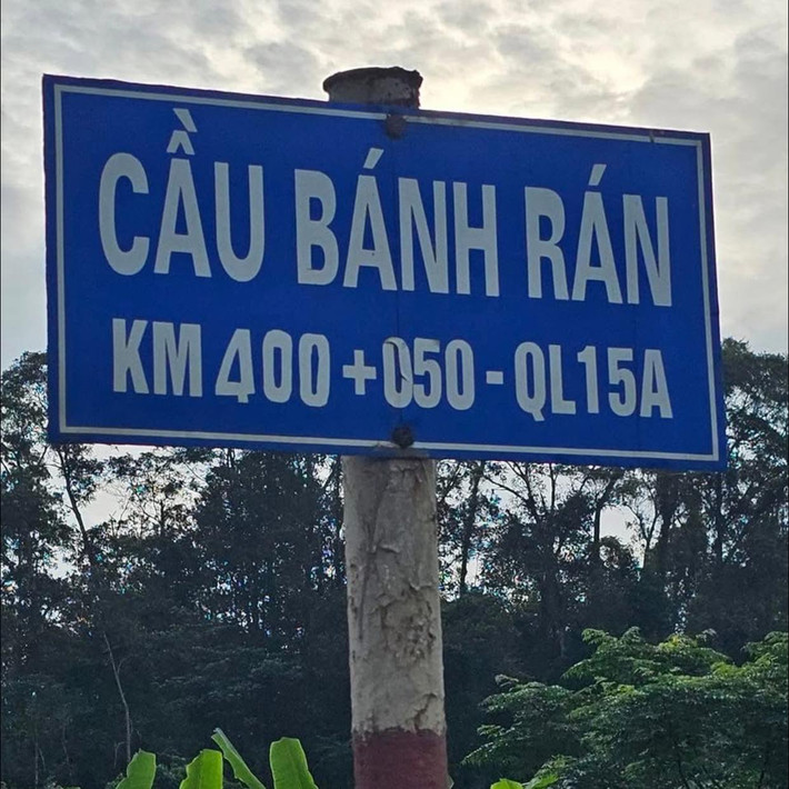 "Cây cầu này chủ thầu chắc là Doraemon" - netizen hài hước bình luận. (Ảnh: Bảo Ân/Việt Nam Ơi!)