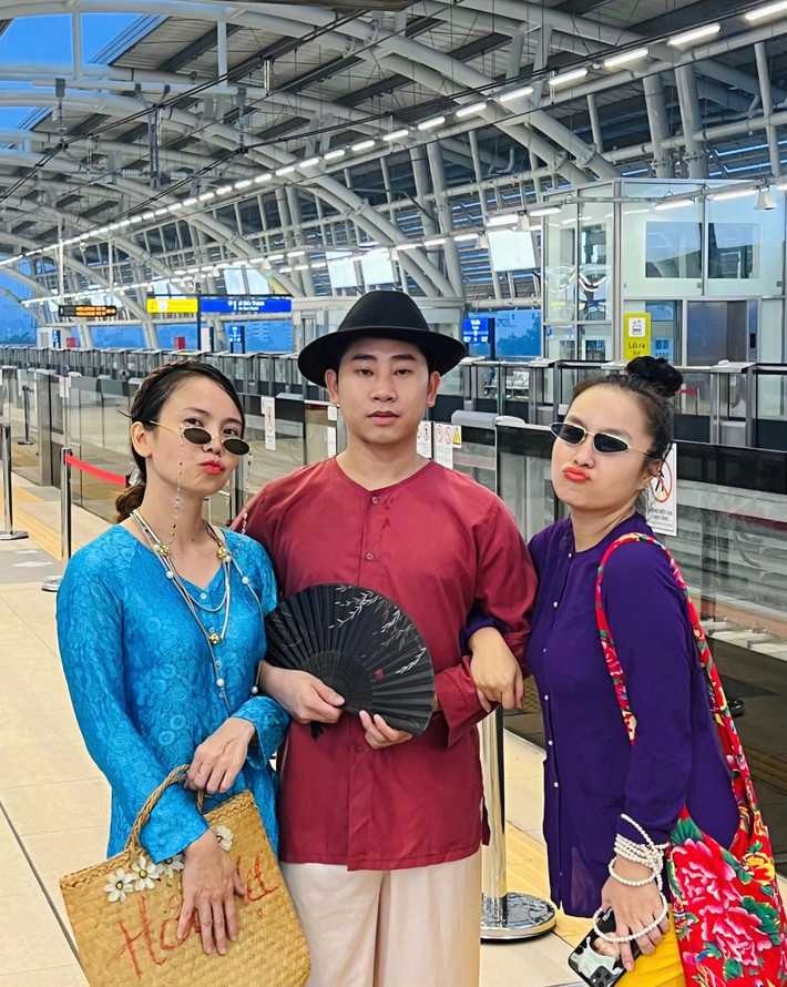 Bộ ảnh sau khi được đăng trên các nền tảng mạng xã hội đã thu hút sự quan tâm của nhiều người, trong đó, các bạn trẻ cho rằng sẽ lên ý tưởng để thực hiện các bộ ảnh tương tự.