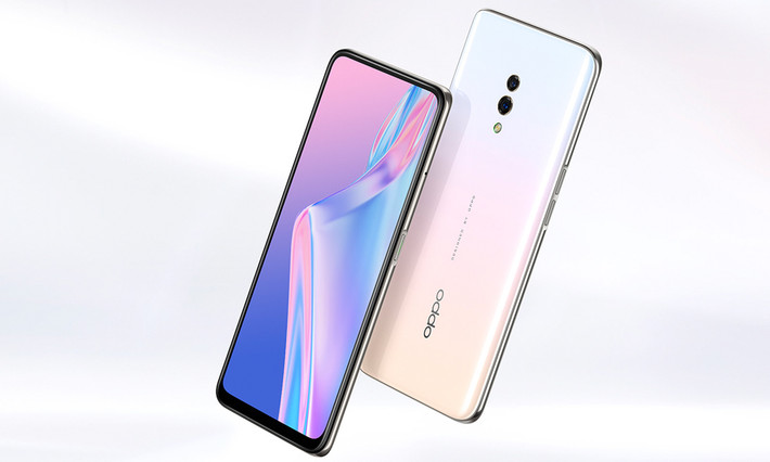Oppo trang bị cho K3 một màn hình thiết kế tràn viền Panoramic diện tích 6,5", độ phân giải 2340x1080, công nghệ hiển thị OLED. Không chỉ sở hữu màu sắc và độ tương phản tốt, độ sáng cao, màn hình của chiếc K3 còn được tích hợp cảm biến vân tay bên dưới tấm nền, đem lại trải nghiệm tiện dụng cho khách hàng.