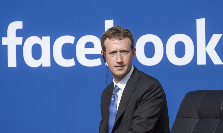 Thời gian gần đây, ông lớn Facebook liên tục phải đối mặt với những vụ lùm xùm nghiêm trọng, như: vi phạm quyền riêng tư của người dùng, để lộ thông tin cá nhân của khách hàng, gian đoạn dịch vụ… Nhưng có vẻ như tất cả những scandal này đều không hề ảnh hưởng tới tốc độ tăng trưởng của Facebook.