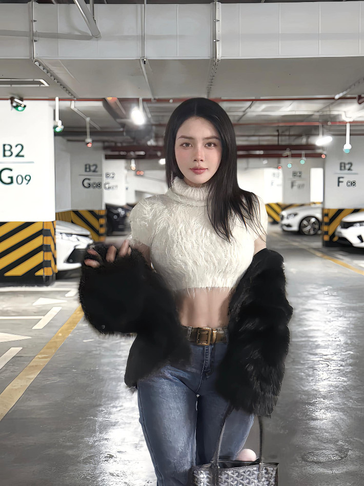 Cả hai cũng không ngại đăng tải những video nhảy bắt trend, hay các bộ hình đôi, tuy nhiên vẫn khéo léo giấu đi gương mặt nửa kia.