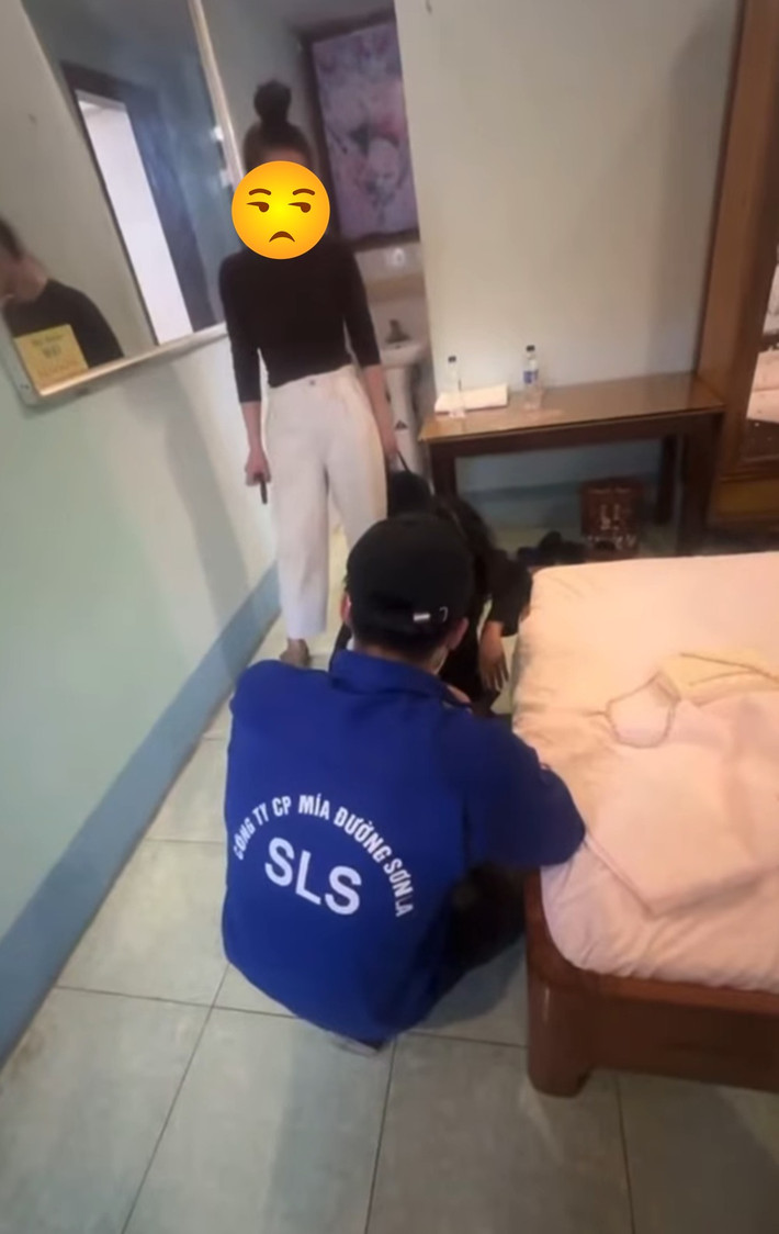 Mới đây, mạng xã hội xôn xao về sự việc "bắt gian tại trận" của một cặp vợ chồng ở Sơn La. Theo đoạn video được đăng tải, người chồng sau khi theo dõi và thấy vợ vào nhà nghỉ với một người đàn ông khác đã lên cùng với một số người thân.