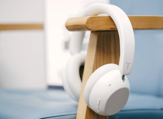 Tanchjim RITA, tai nghe chụp đầu “chú cừu đen”