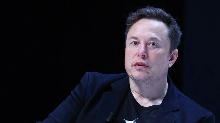 Mỗi tháng đốt 1 tỷ USD, Elon Musk đang khát vốn vì AI?