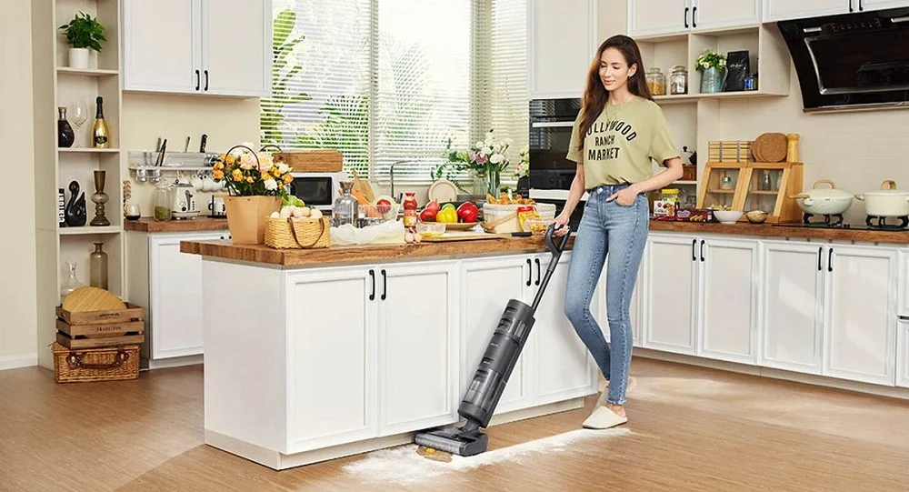 Top 3 máy hút bụi lau nhà thông minh cho ngày Tết