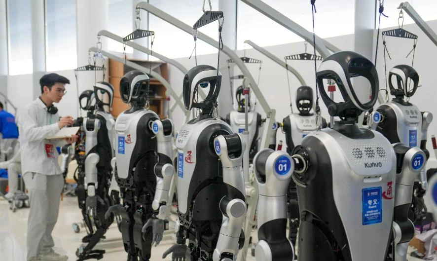 Robot Trung Quốc chỉ thông minh bằng trẻ 10 tuổi?