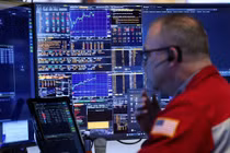 Chứng khoán Mỹ bùng nổ, S&P 500 và Nasdaq lập kỷ lục