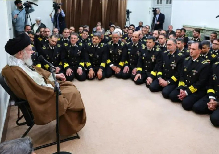 Truyền thông Iran đưa tin, những công dân Ukraine này bị cáo buộc đã hợp tác với cơ quan tình báo Mossad của Israel và hành động theo chỉ thị của cơ quan này. Tương lai của những người này phải đối mặt với án tử hình và bản án có thể sẽ được thi hành ngay.