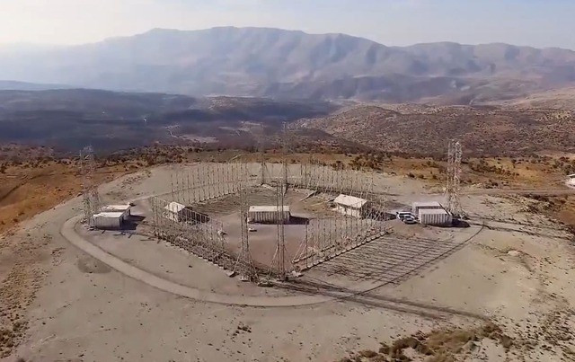 Iran cũng đã mua radar Rezonans-N của Nga vào năm 2020. Đây là radar cảnh báo sớm phòng không tầm xa cấp chiến lược, có khả năng phát hiện mục tiêu dưới đường chân trời, bằng phương pháp khúc xạ tầng điện ly và có khả năng phát hiện mục tiêu vượt đường chân trời.