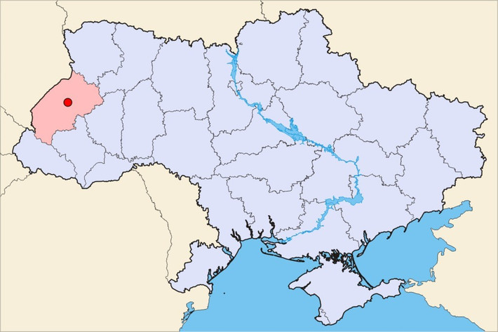 Xét cung đường mà số tăng Abrams, được chuyển giao từ Mỹ cho Ukraine đã từng di chuyển, thì địa điểm chính để nâng cấp số xe tăng này, cho phù hợp với điều kiện chiến trường Ukraine, trong đó quan trọng nhất là trang bị thiết bị chống UAV FPV, sẽ là thành phố Lviv, ở miền Tây Ukraine.