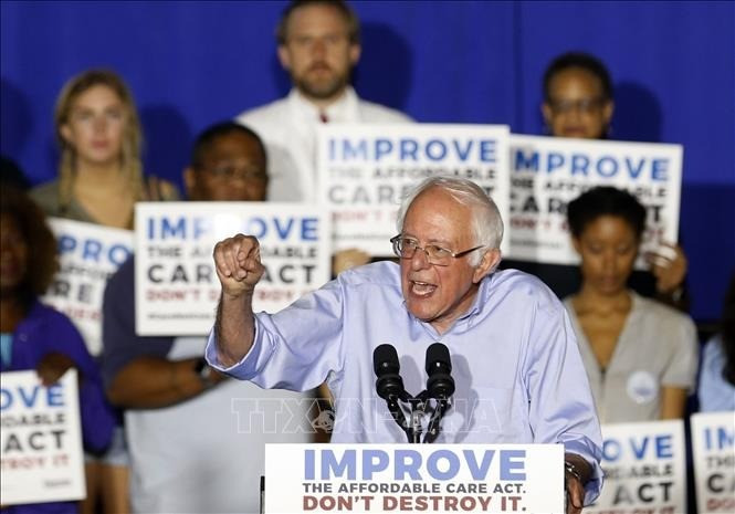 Có thông tin cho biết, Thượng nghị sĩ Đảng Dân chủ Mỹ, Bernie Sanders, đã đưa ra một dự luật cấm Tổng thống Trump hạ lệnh cho quân đội Mỹ, tham gia vào một cuộc chiến tranh với Iran. Đảng Dân chủ Mỹ phản đối các hành động thiếu cân nhắc của Nhà Trắng.