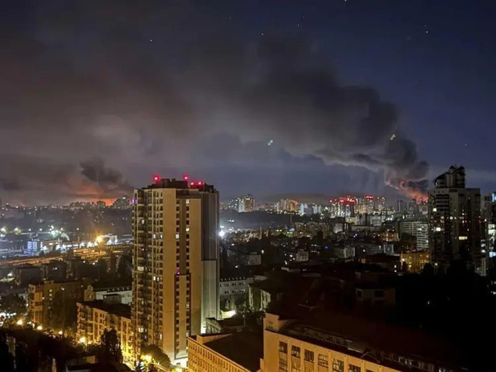 Trái ngược với sự kết thúc nhanh chóng của cuộc chiến giữa Iran và Israel, xung đột Ukraine, vốn có đặc điểm rõ ràng là một cuộc chiến tiêu hao dài hạn, cũng sẽ là lợi thế tuyệt đối đối với quân đội Nga (RFAF), vốn đang có ưu thế toàn diện trên chiến trường.