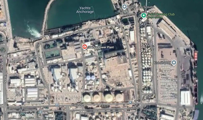 Trước đó, hãng tin Al Jazeera của Qatar cho biết, tên lửa và UAV tự sát của Iran đã tấn công các doanh nghiệp công nghiệp và cơ sở hành chính ở phía bắc Israel - tại các thành phố Haifa và Tiberias. Đồng thời cho biết có hai UAV trinh sát đã bị bắn hạ ở phía nam Biển Caspi, trong đó có một chiếc của Mỹ. (nguồn ảnh Military Review, Sina, RT, IRNA, Al Jazeera).
