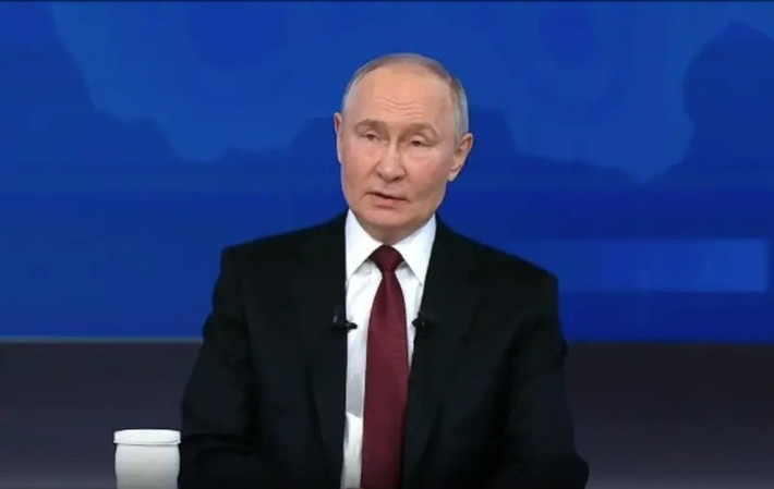 Nhưng có lẽ sức ép của Tổng thống Trump lên ông Putin không đủ sức nặng để Moskva tuyên bố ngừng bắn 1 tháng theo đề nghị của ông Zelensky. Có lẽ tuyên bố quan trọng nhất của Tổng thống Nga là việc Moskva “sẵn sàng đàm phán lệnh ngừng bắn”, với điều kiện là nguyên nhân gốc rễ của cuộc xung đột phải được loại bỏ.