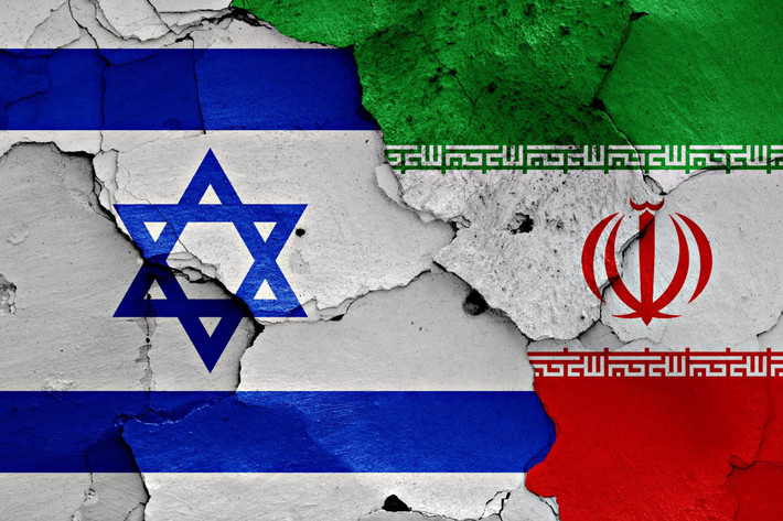 Cho đến nay, sau 12 ngày chiến đấu, chiến tranh Iran-Israel đã “tạm thời dừng lại”, theo một lệnh ngừng bắn tạm thời do Tổng thống Mỹ Donal Trump tuyên bố. Nhưng qua 12 ngày chiến tranh, có thể nhận thấy Israel đã đánh giá quá cao sức mạnh và sự phán đoán của họ.