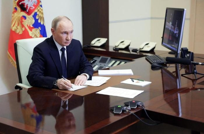 Đối với Tổng thống Trump, nếu ông ấy không biết Tổng thống Putin hành động thế nào, thì Mỹ sẽ không có lý do gì để hành động khi lục địa Mỹ bị tấn công trong tương lai. Từ tình hình cơ bản, Moscow đã sẵn sàng cho một cuộc phản công quy mô lớn về quân sự, kinh tế, chính trị và ngoại giao.