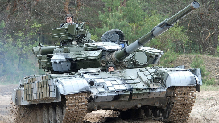 Triết lý thiết kế của T-64 đã ảnh hưởng đến quá trình phát triển xe tăng trên toàn thế giới, trong đó có cả Liên Xô và sau này là Nga. Thiết kế cốt lõi của hầu hết các xe tăng chiến đấu chủ lực hiện đại của Liên Xô đều bắt nguồn từ T-64; điển hình nhất là T-72 và T-80.