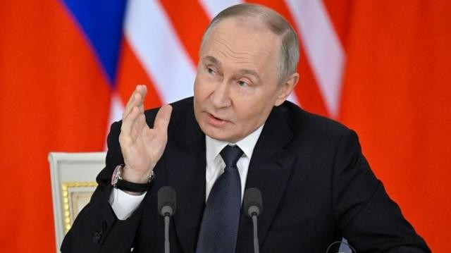 Nhưng liệu việc bổ nhiệm nhân sự quan trọng của Tổng thống Putin, có chuyển đổi thành lợi thế chiến trường của Nga không? Cuộc chiến tranh Nga-Ukraine đã kéo dài hơn ba năm. Những thay đổi nào sẽ xảy ra khi tướng Mordvichev được bổ nhiệm vào vị trí trọng yếu này? Chúng ta hãy cùng chờ xem. (nguồn ảnh TASS, Sputnik, Ukrinform, Al Jazeera, Sina).