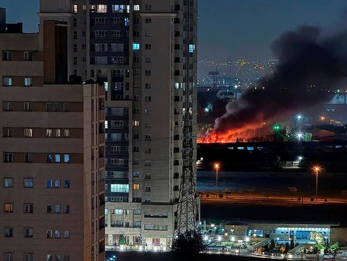 Lúc đầu, người Israel đã đánh chặn thành công mọi thứ. Nhưng mỗi ngày trôi qua, càng có nhiều bệ phóng ở Israel bị người Iran phát hiện và phá hủy. Mặc dù Israel sở hữu hệ thống phòng không dày đặc nhất thế giới, nhưng kết quả là hệ thống phòng không bị suy yếu đến mức toàn bộ cơ sở hạ tầng của họ đều bị đe dọa.