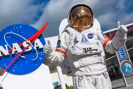 NASA tuyển người sống thử môi trường Mặt Trăng và Sao Hỏa 