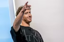Meta đang trả tiền để theo dõi người dùng AI của họ