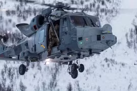 Anh bất ngờ loại biên sớm trực thăng đa năng AH1 Wildcat