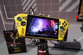 [GALLERY] Asus kỷ niệm 20 năm Xbox Ally với gói nâng cấp từ Computex