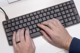 HP trình làng bàn phím tích hợp PC chạy Windows siêu tiện lợi