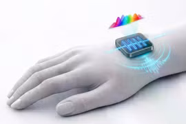 Con chip 10 USD cho thiết bị theo dõi sức khỏe siêu chính xác