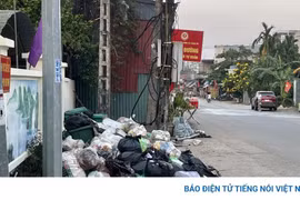 Rác chất đống, bốc mùi hôi thối ở xã Xuân Du, Thanh Hóa