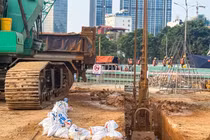 [GALLERY] Tuyến đường sắt đô thị số 5 chính thức thi công 