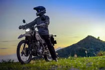 Kawasaki KLX230 từ 144 triệu - cào cào nhỏ chấp đường ngập nước