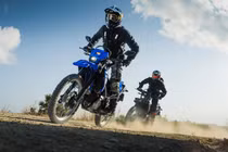 Yamaha WR125R 2025 mở bán - cào cào địa hình nâng cấp hàng loạt