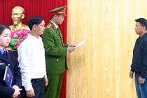 Bắt chủ cơ sở sản xuất dấm ăn kém chất lượng