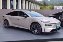 Toyota bZ7 cực hút khách, "cháy hàng" với hơn 3.100 đơn chỉ sau 1 giờ